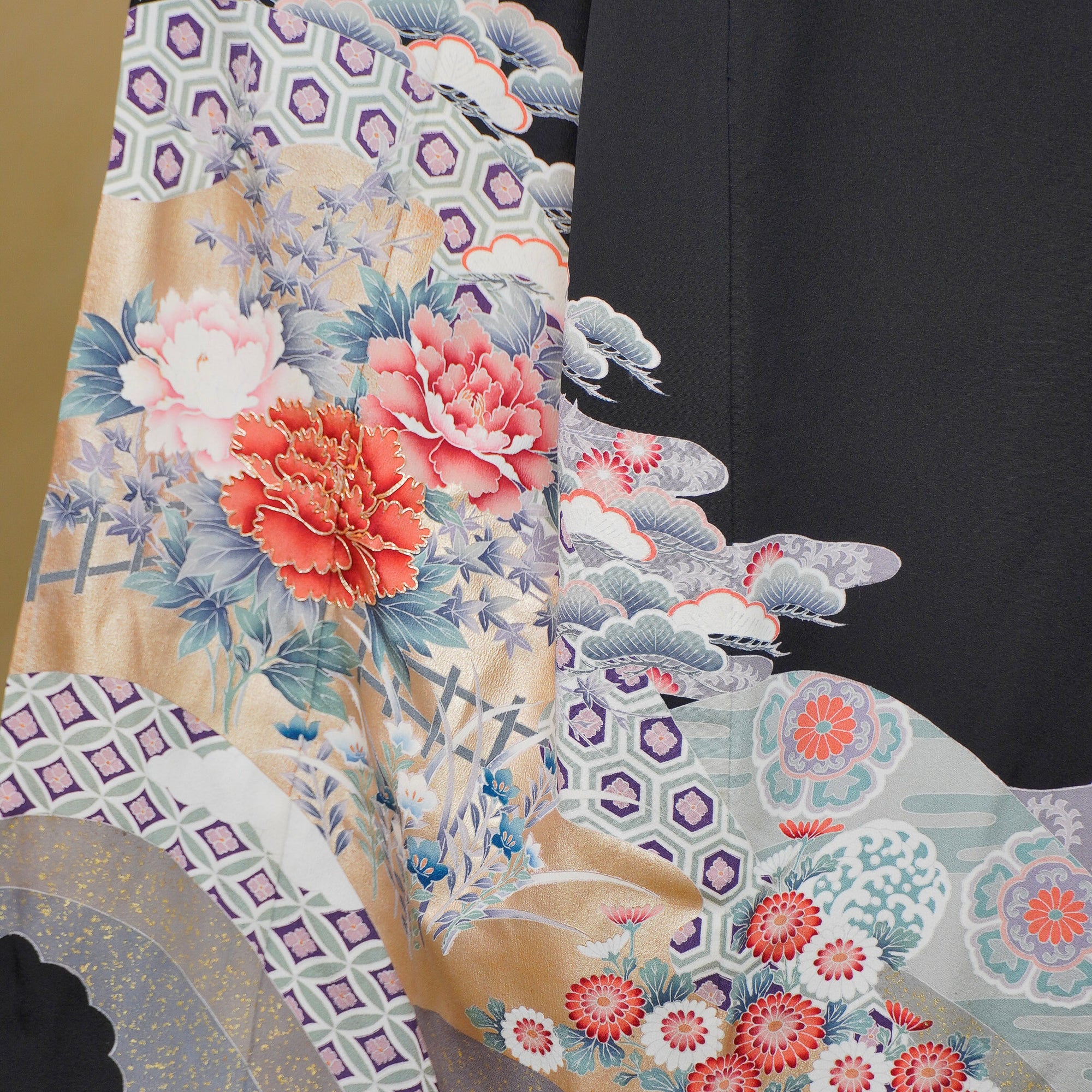 Thank You Fabric: Light Peonies (0717_18)