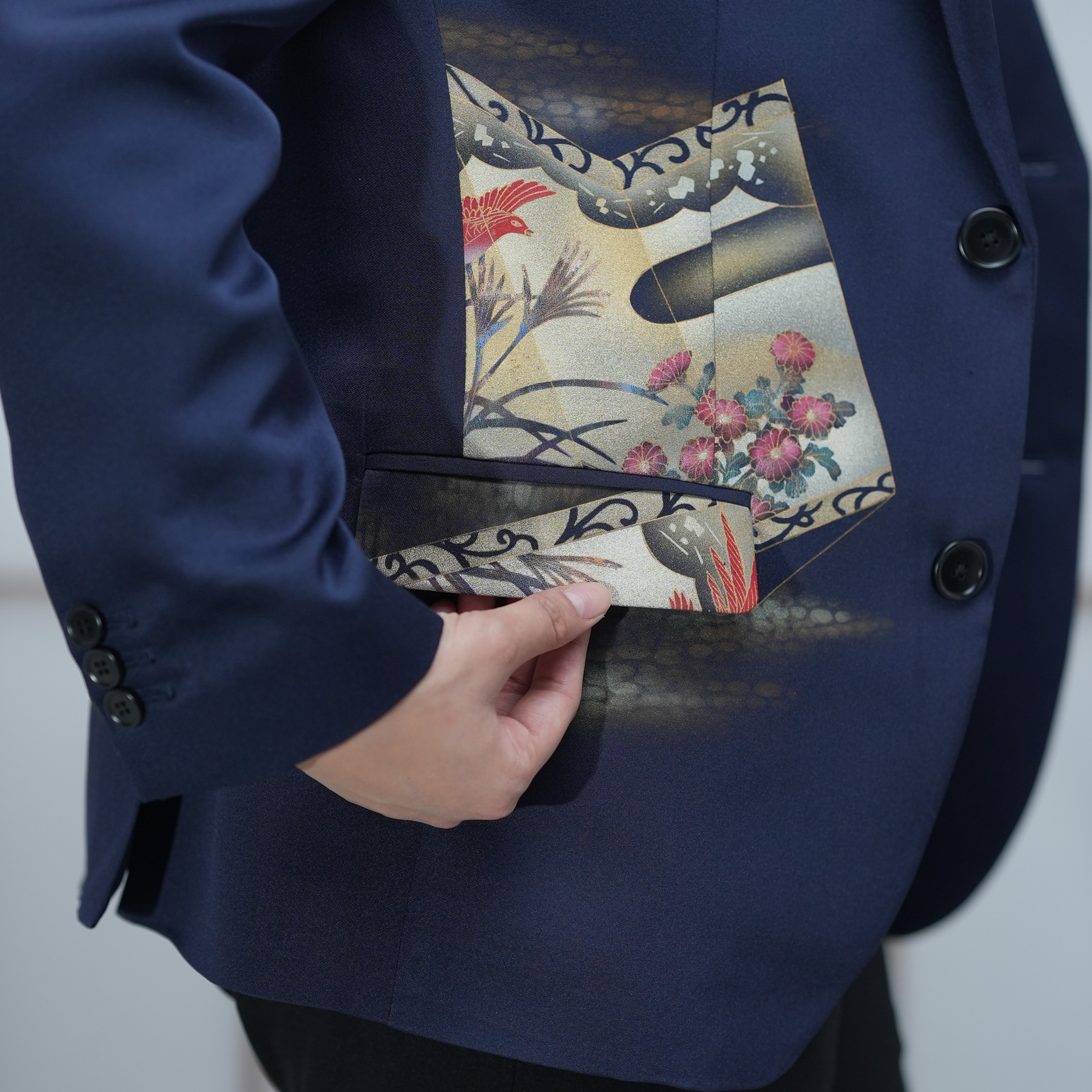 RARE Navy suit! Premium On-hand item: Navy Men's Suit | L(Harry size)  - 24 hours Korea trip collections!