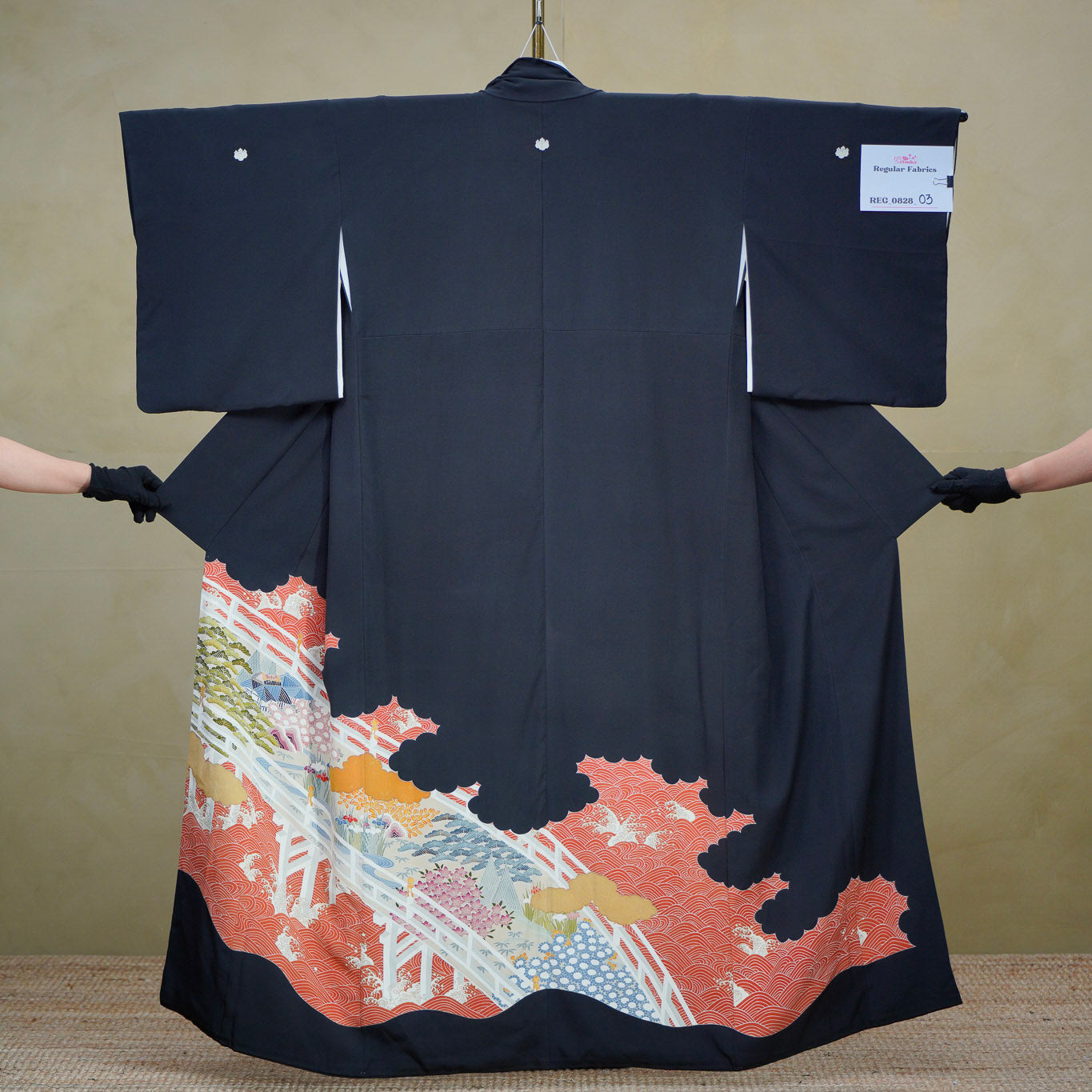 Pre-Birthday Fabric: REG0828-03 | Tangerine Waves