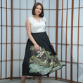 Load image into Gallery viewer, Premium On-hand: Black Hanbok Skirt | 1P | HS6952M
