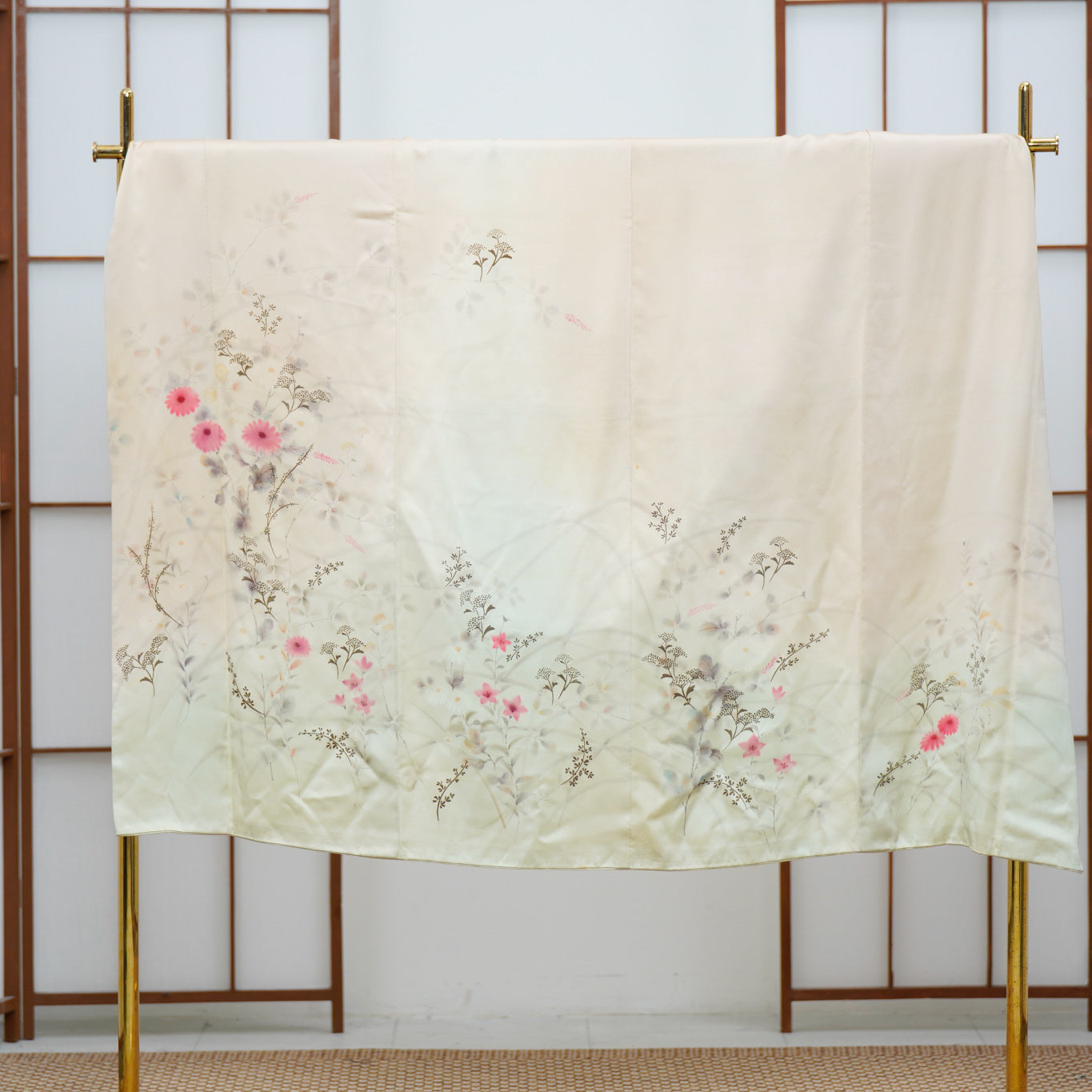 Bai Fabric: 0630_29 | Prime Flowers