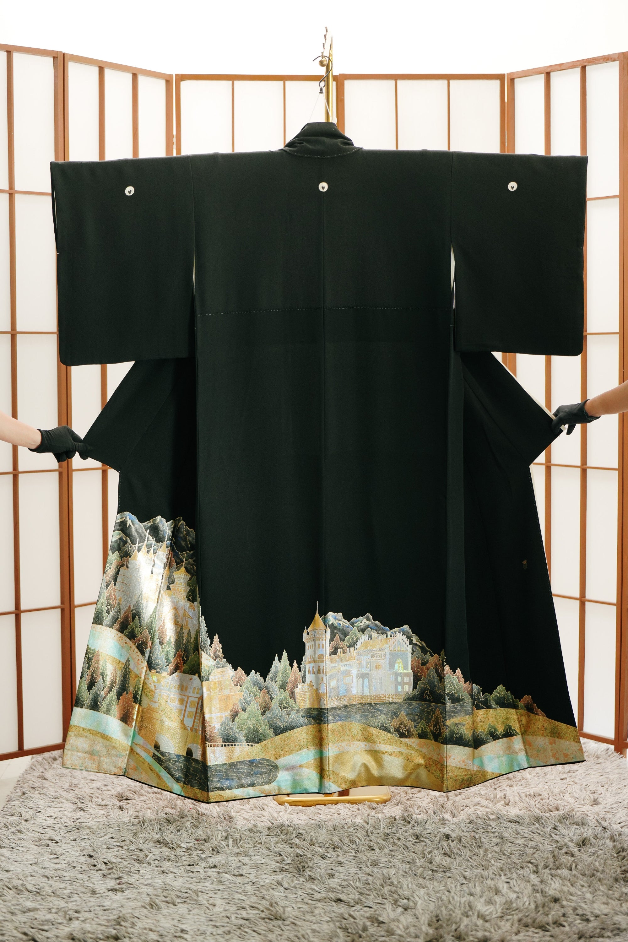 Mimi Museum – Etsuka Kimono Fashion