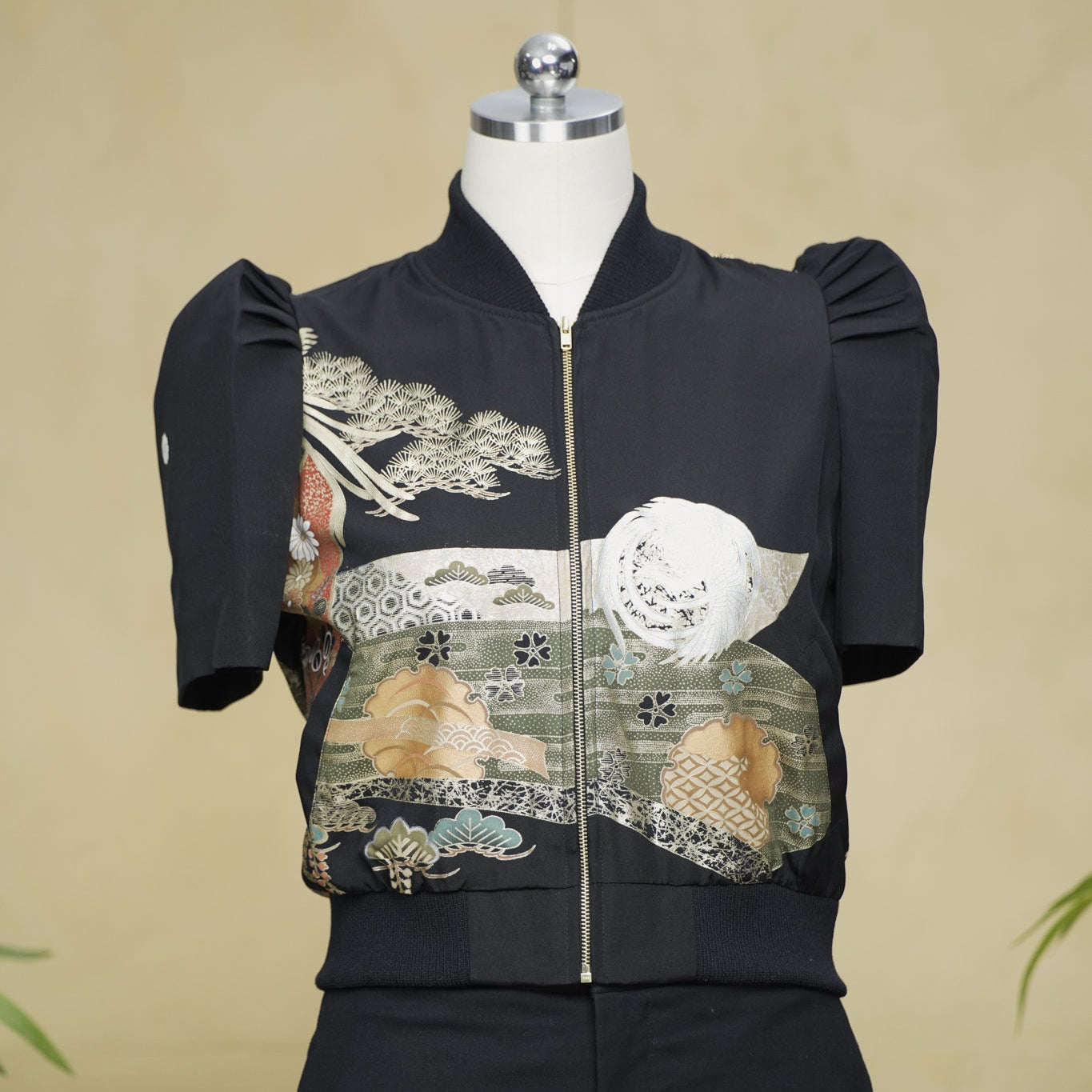 On-hand item: Filipiniana Bomber Jacket | Black | FBJ8360M | Medium (SO M)