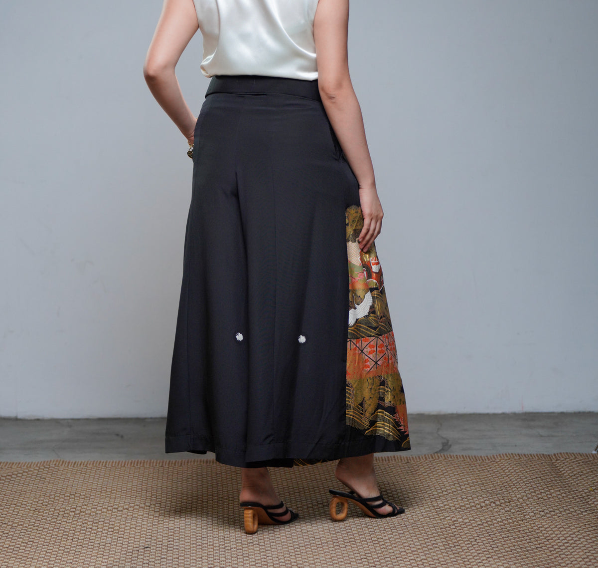 Premium On-hand: Black Hakama Pants | HKP8116A | XLB