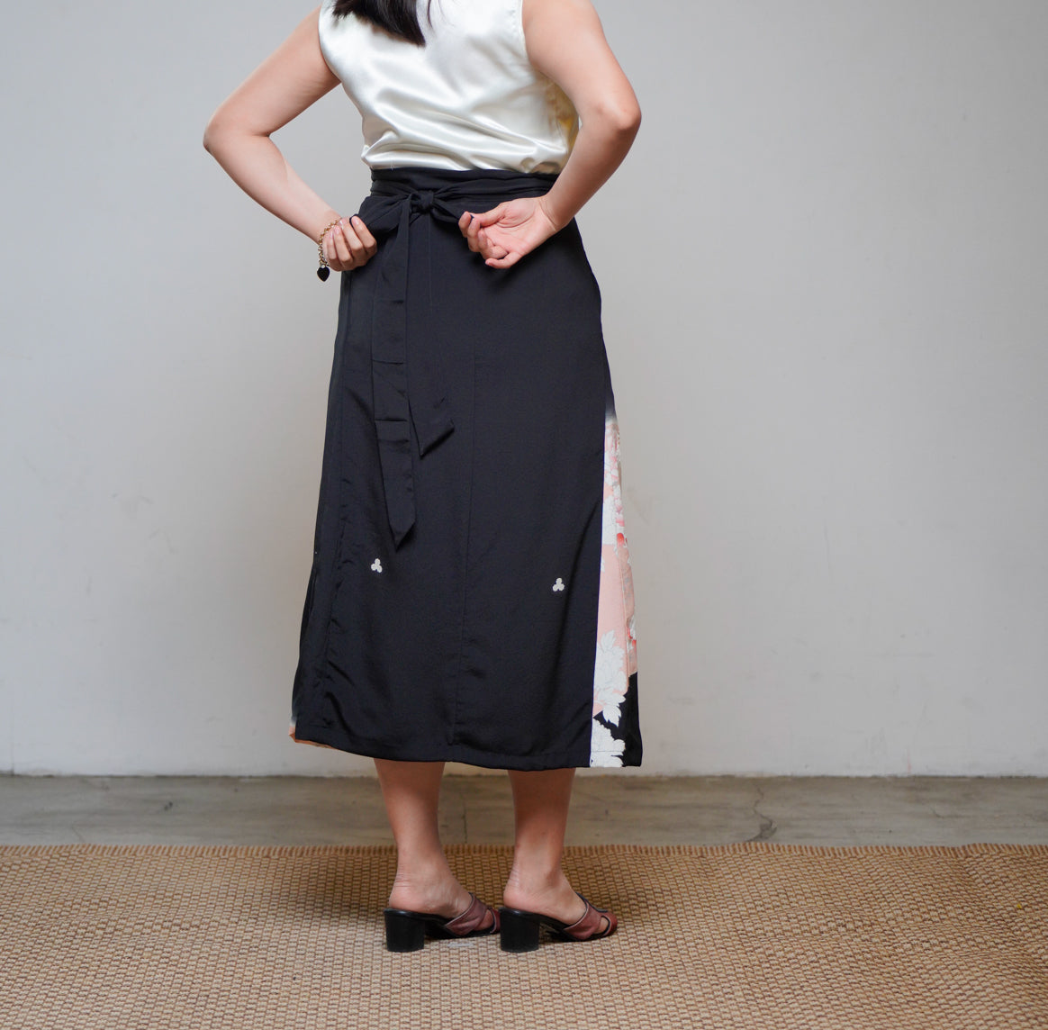 Premium On-hand: Black Wrap Skirt | 1P | WS8143Y