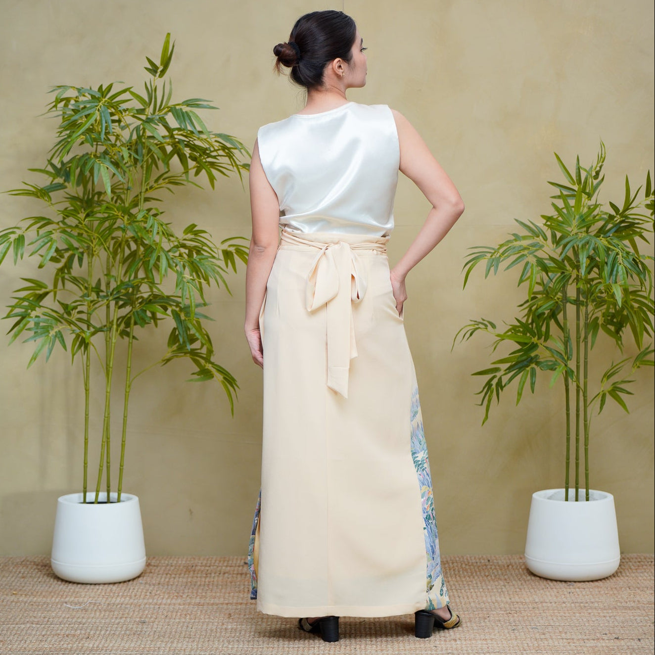 Yuzen Premium On-hand: Cream Wrap Skirt | 2T | WS8398Y