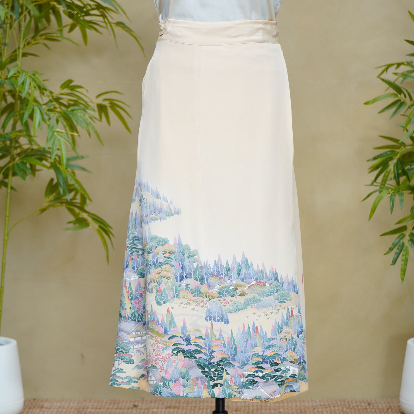 Yuzen Premium On-hand: Cream Wrap Skirt | 2T | WS8398Y