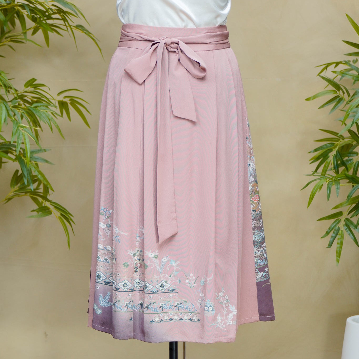 Premium On-hand: Pink Hanbok Skirt | HS8332M | 1P
