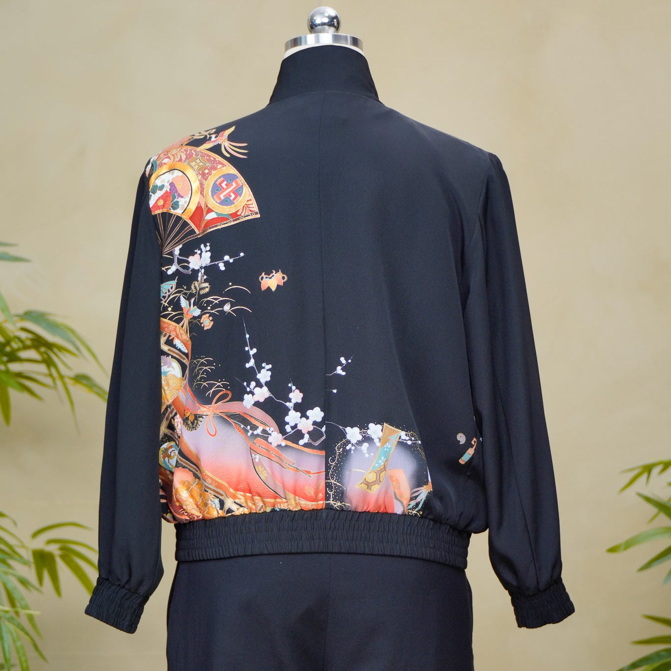 On-hand: Black Chinese Knot Jacket | XLB | CKJ8452M