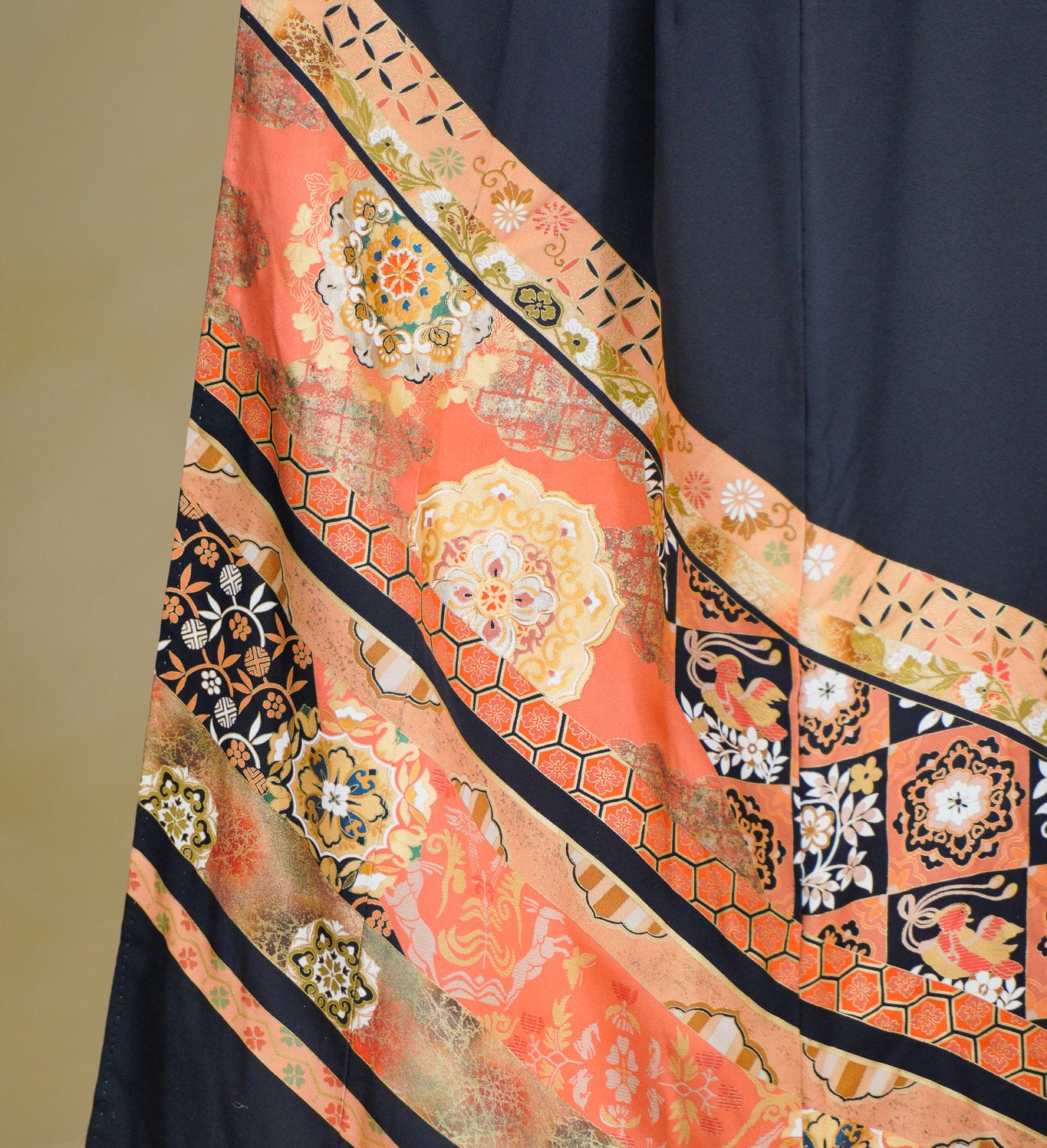 Chiku Fabric: 0801_16 | Layers of Legacy