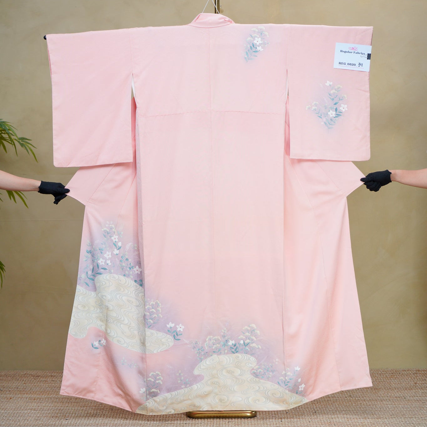 Welcome Fabric: 0820_34 | Rosewater Flow