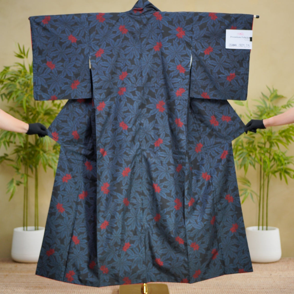 Premium Oshima Fabric: OSHIMA_0827_05 | Darkwood Bloom