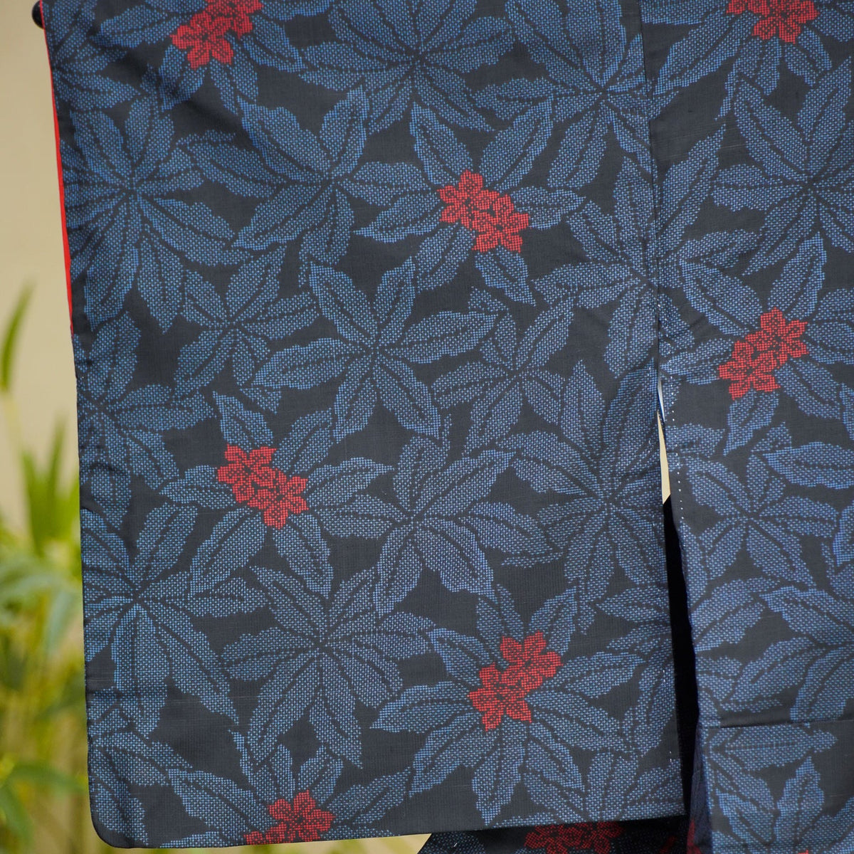 Premium Oshima Fabric: OSHIMA_0827_05 | Darkwood Bloom