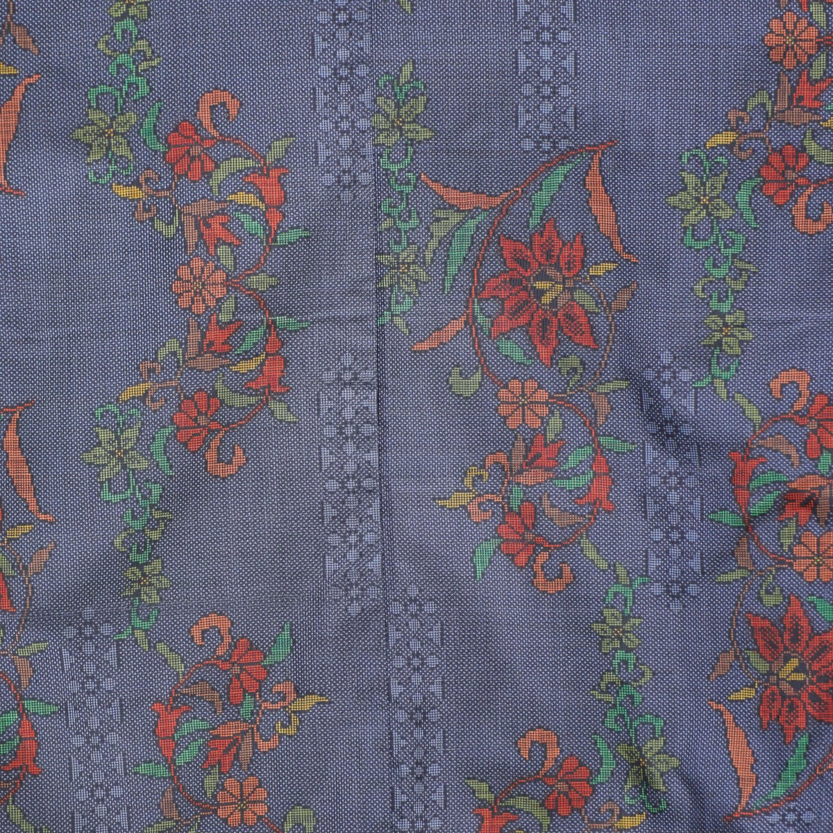 Premium Oshima Fabric: OSHIMA_0827_61 | Wandering Blooms