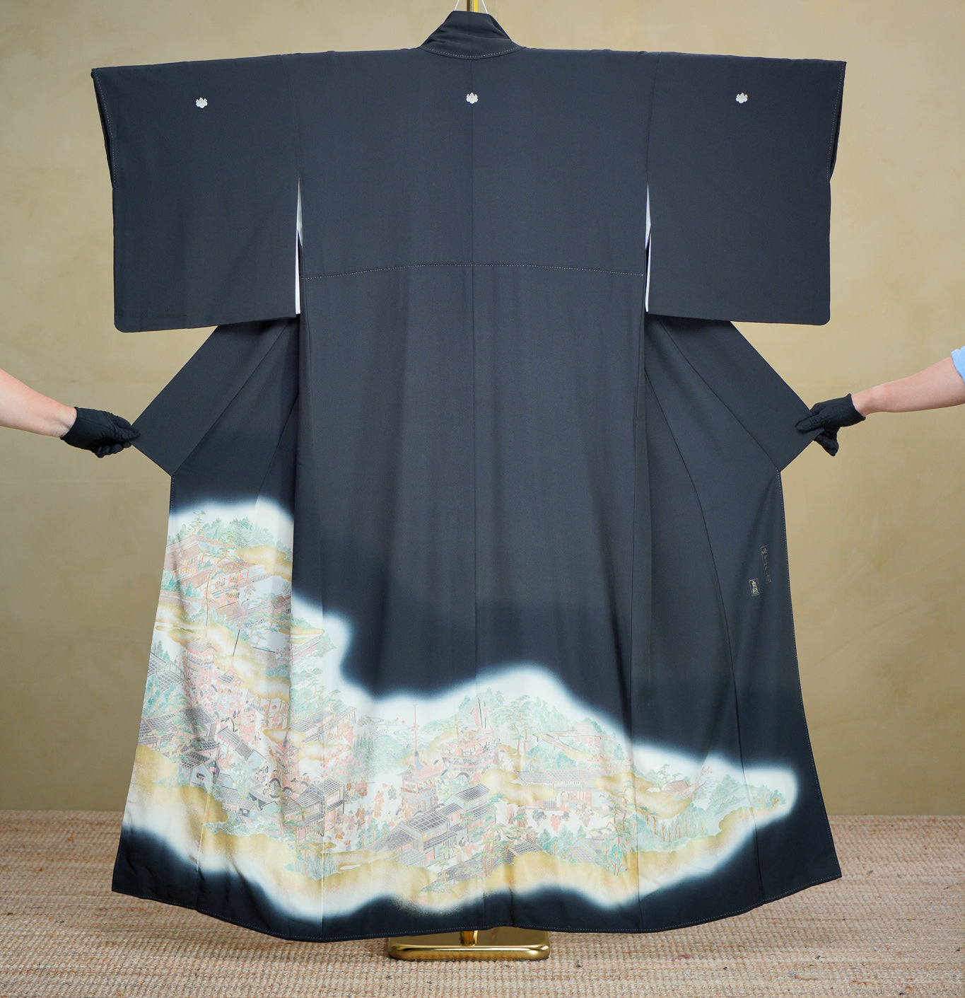 Pre-Birthday Fabric Premium Bonus: REG0827-11 | Dark Dahlia (golden embroidery)
