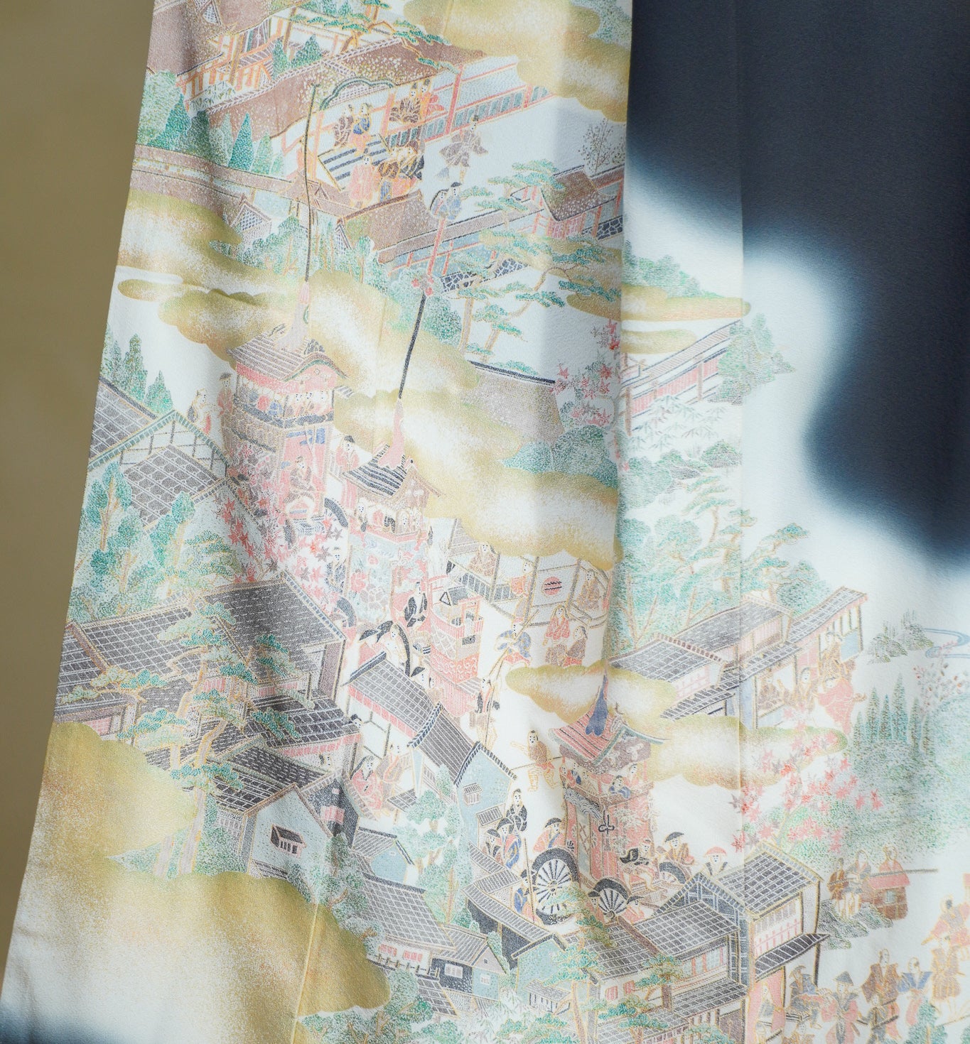 Pre-Birthday Fabric Premium Bonus: REG0827-11 | Dark Dahlia (golden embroidery)