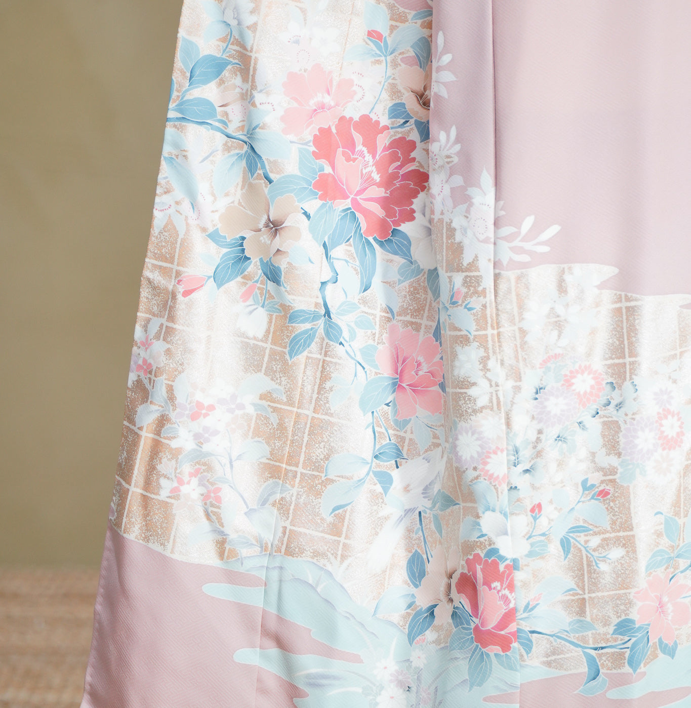 Pre-Birthday Fabric: REG0827-13 | Pink Night Jasmine