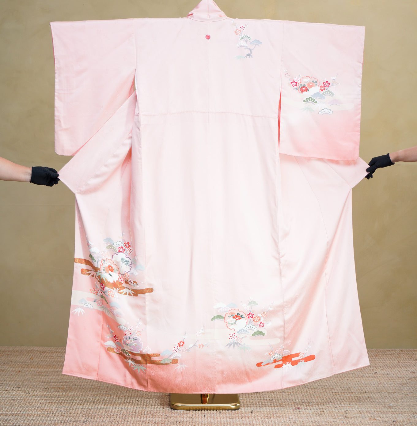 Pre-Birthday Fabric: REG0827-16 | Peony Mist