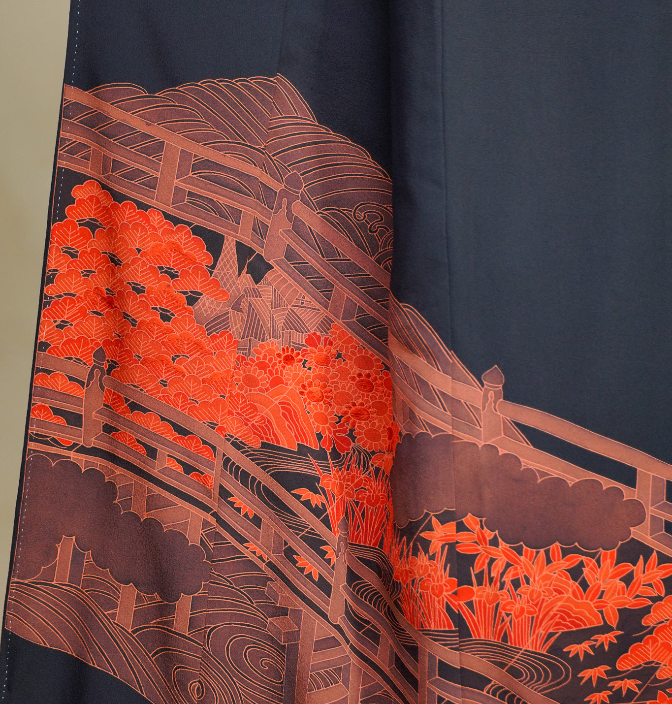 Pre-Birthday Fabric: REG0827-21 | Scarlet Night