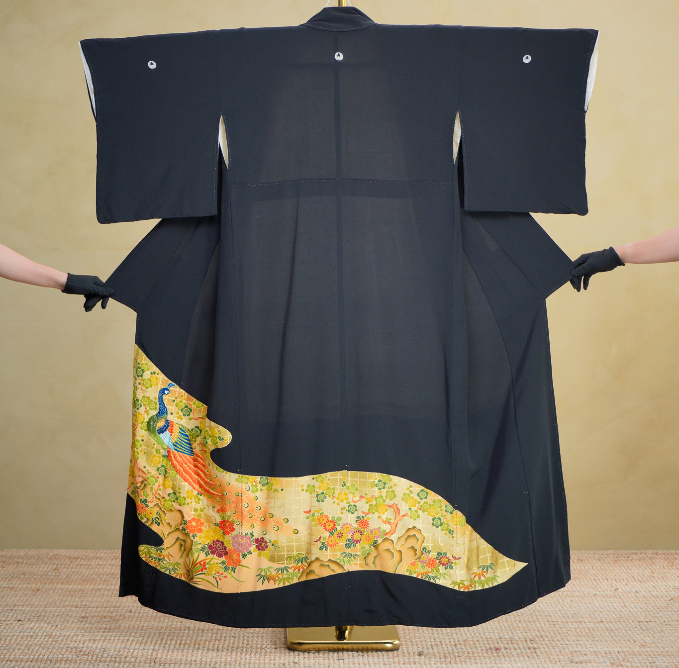 Pre-Birthday Fabric: REG0827-22 | Black Amber