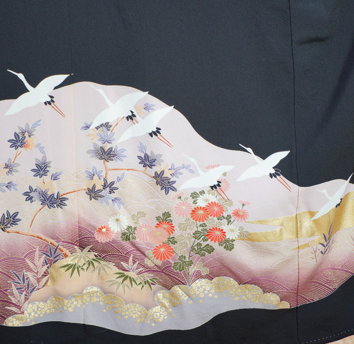 Pre-Birthday Fabric Premium Bonus: REG0827-26 | Dark Starling Wing