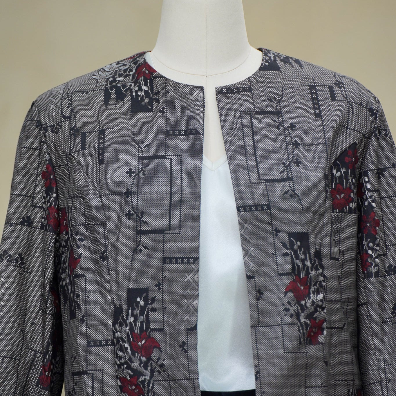 Premium On-hand item: Gray Oshima Office Blazer | OFB5362 | Large