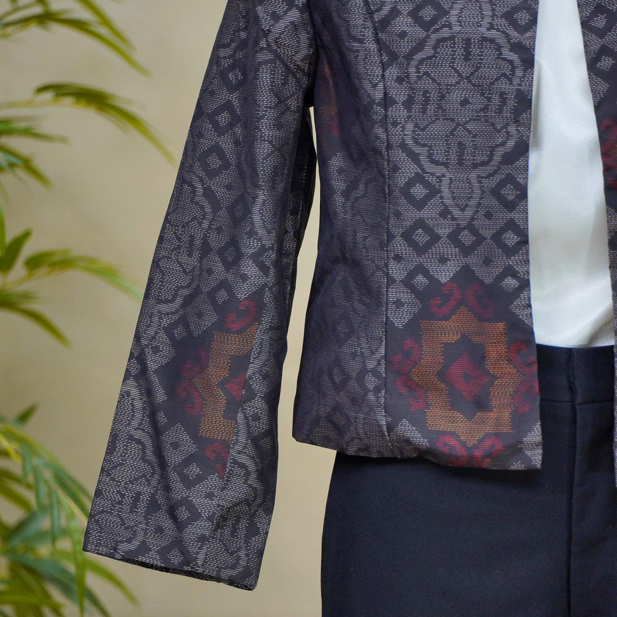 Premium On-hand item: Gray Oshima Office Blazer | OFB6311 | Medium