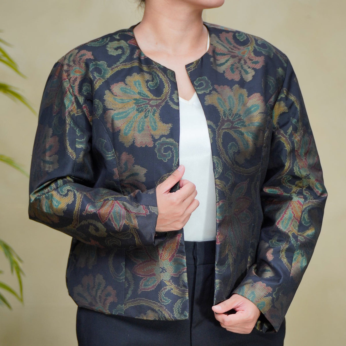 Premium On-hand item: Black Oshima Office Blazer | OFB6295 | Large