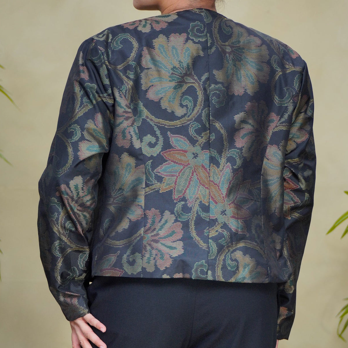 Premium On-hand item: Black Oshima Office Blazer | OFB6295 | Large