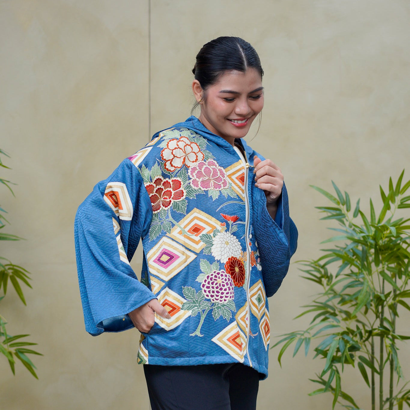 Premium On-hand: Blue Hoodie With Zipper | HWZ8313Y