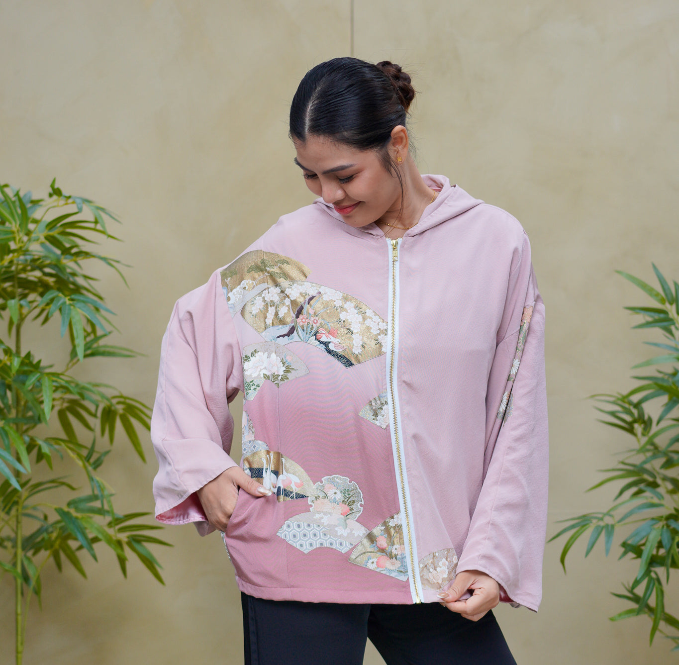 Premium On-hand: Pink Hoodie With Zipper | HWZ8317Y