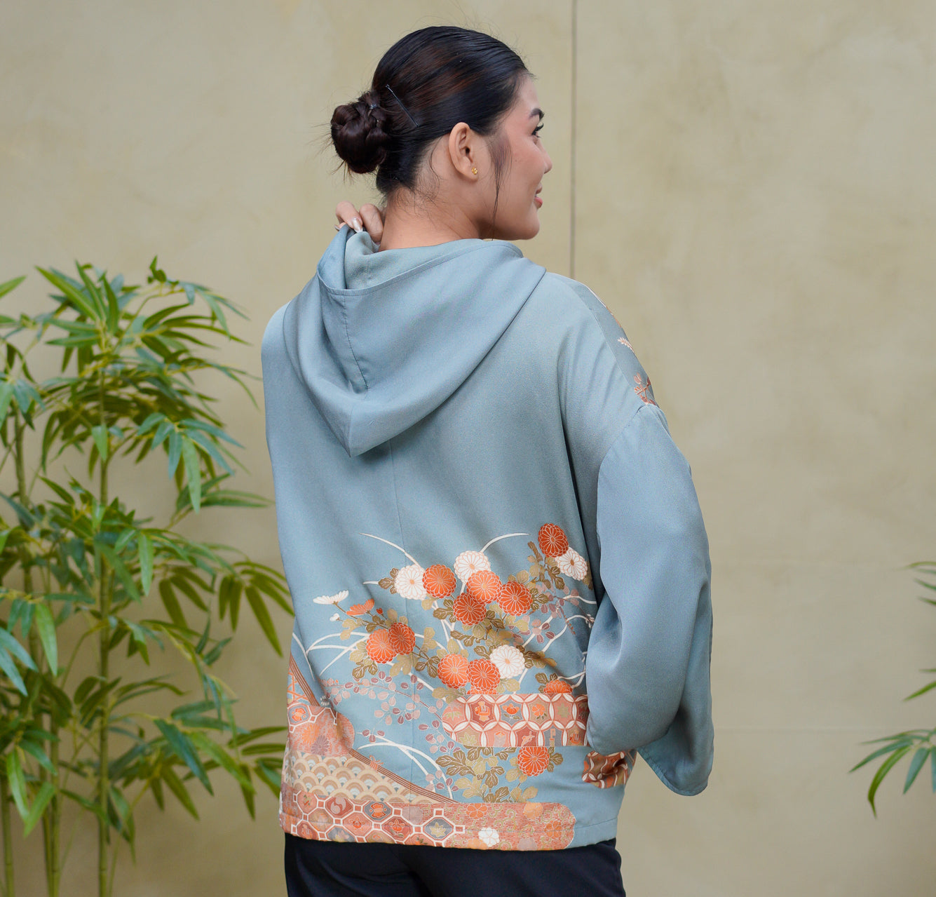 Premium On-hand: Blue Hoodie With Zipper | HWZ8321Y