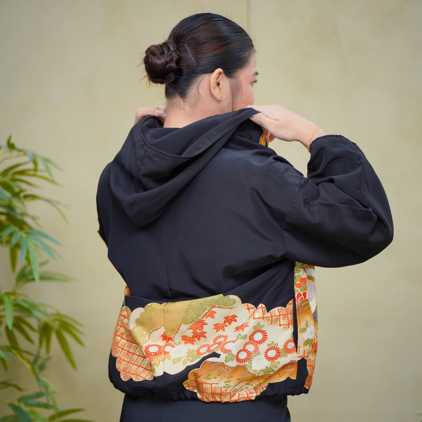 Premium On-hand item: Black Kodomo Hoodie | HK8283Y | Small