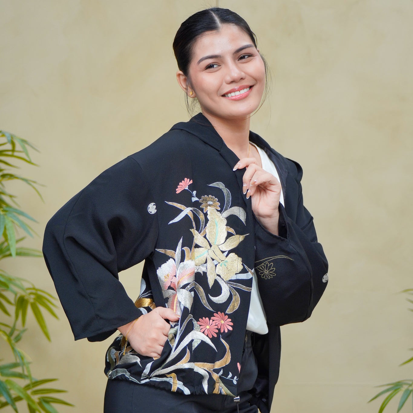 Premium On-hand item: Black Kodomo Hoodie | HK8288Y | Small