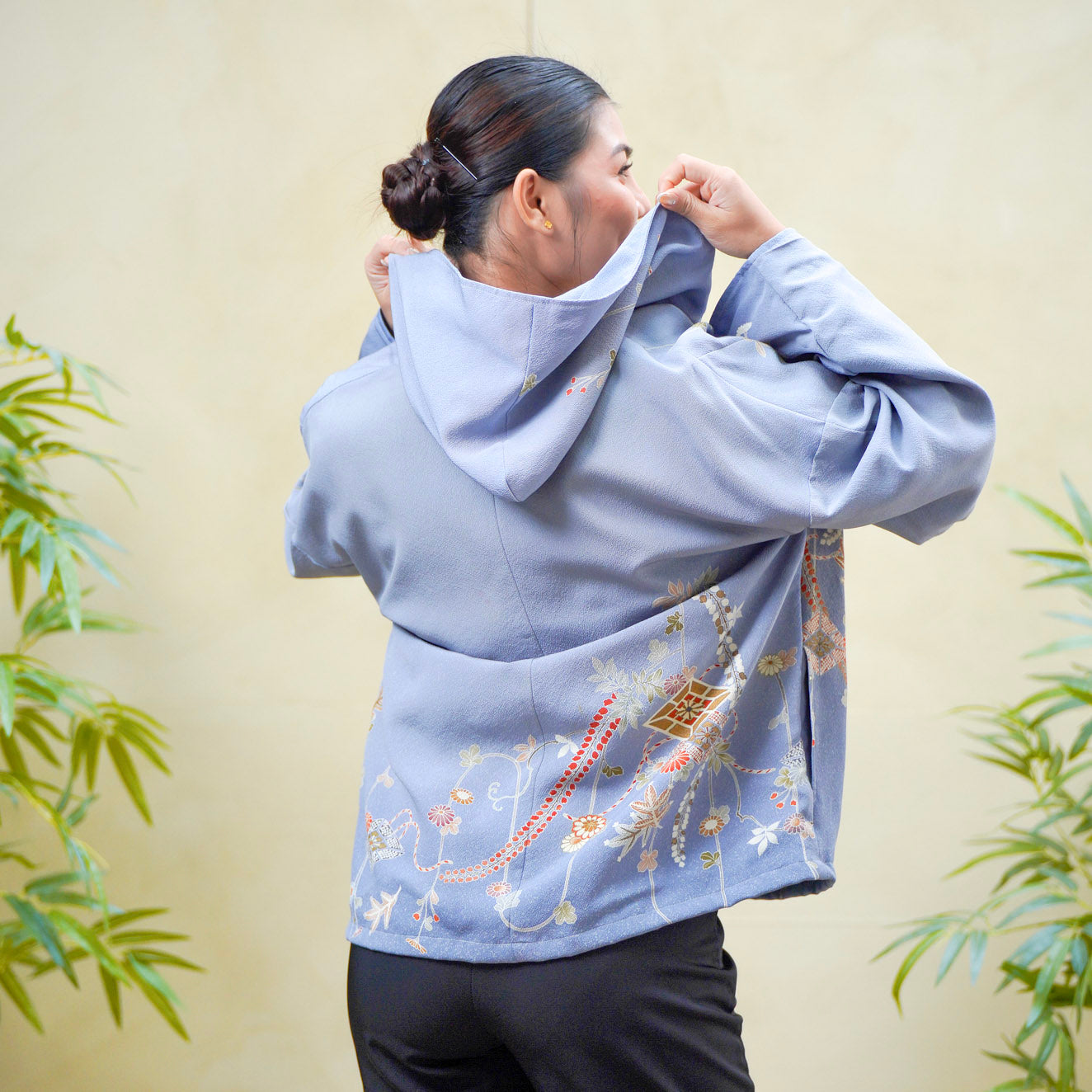 8k Hoodies On-hand: Blue Hoodie With Zipper | HWZ7908Y