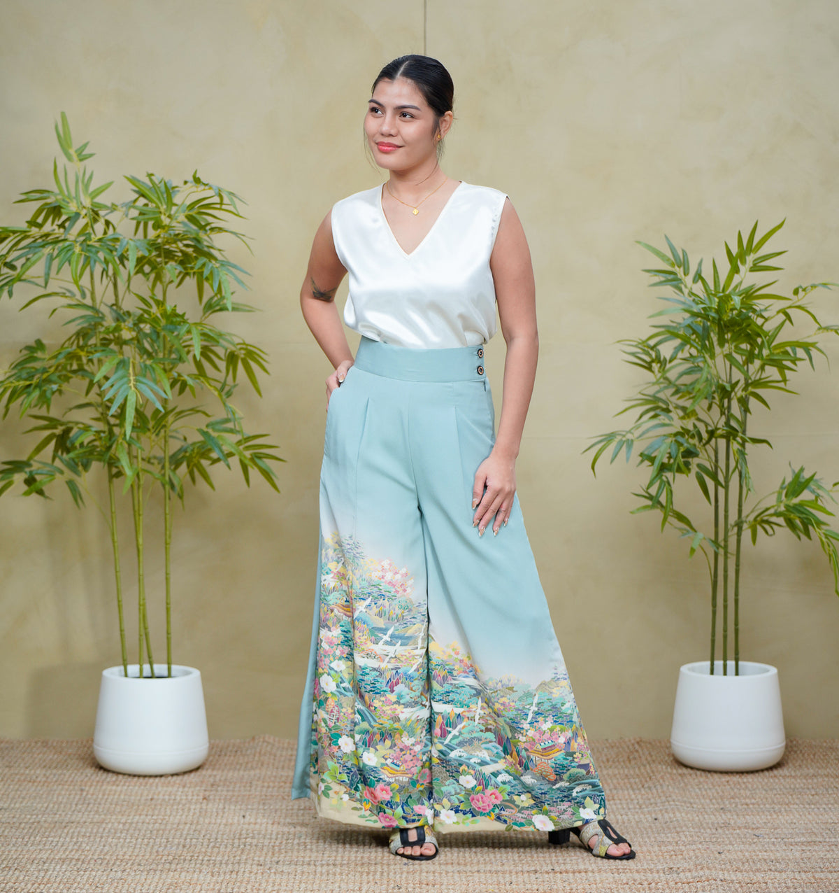 On-hand: Colored Palazzo Pants |  PP8046A LA GREEN (A very beautiful Yuzen).