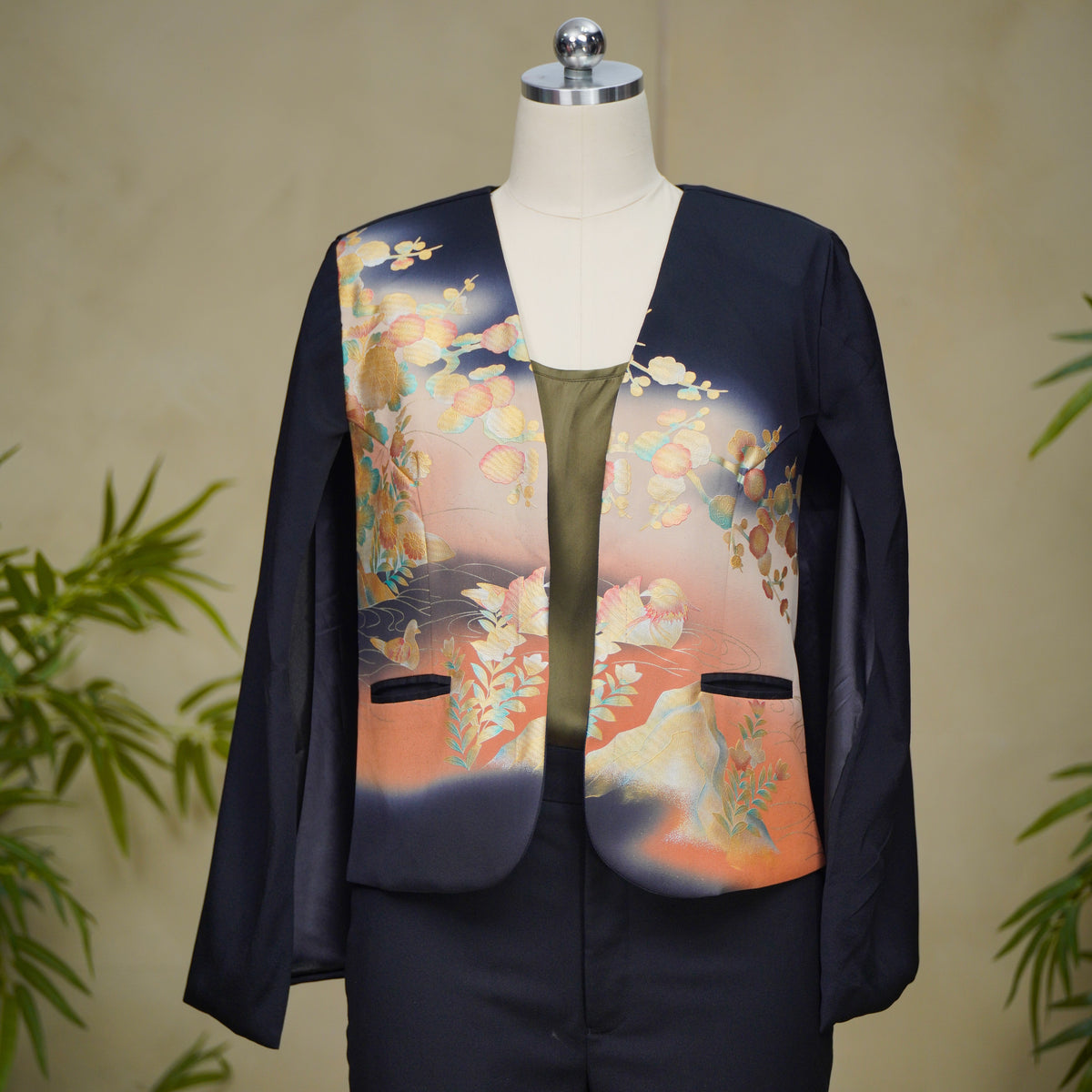 Premium On-hand: Black Cape Blazer | Large | CB8777M -O