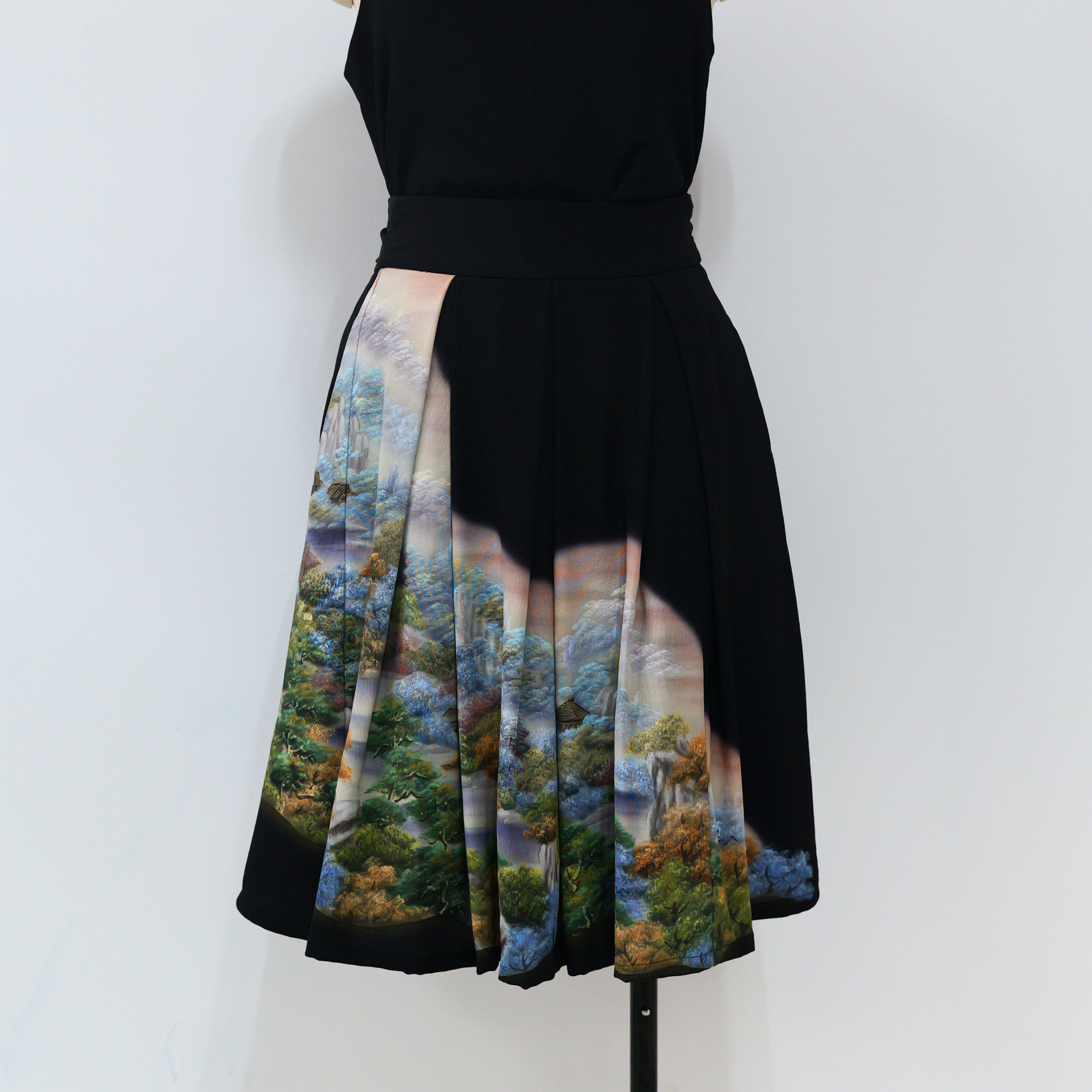 On-hand item: Circle Skirt | CS5059-SB