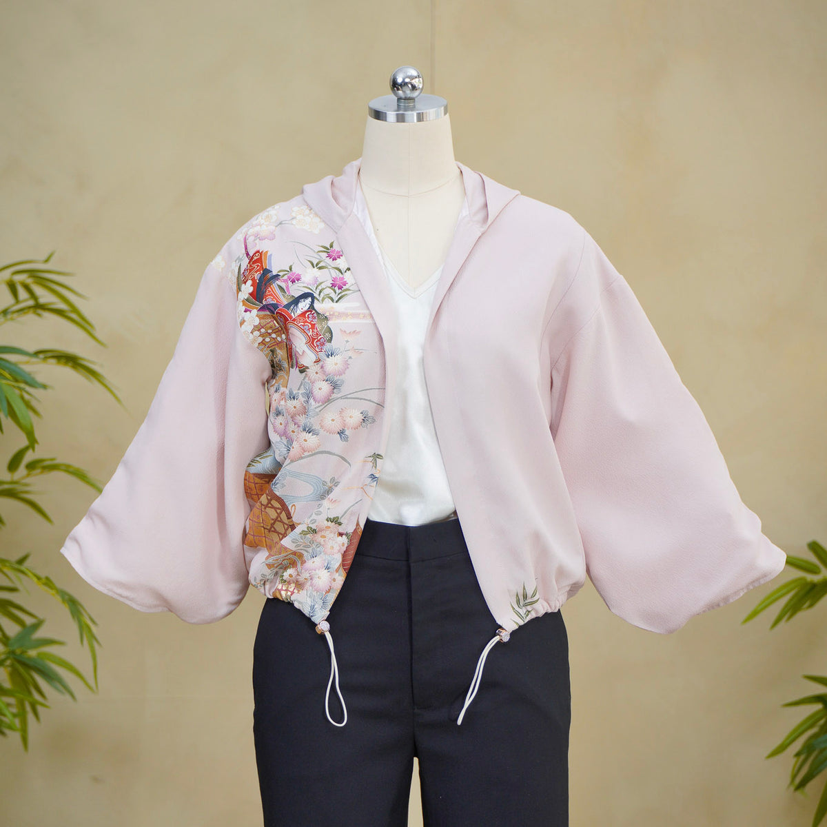 Premium On-hand item: Pink Kodomo Hoodie (Small Size) | HK8592Y