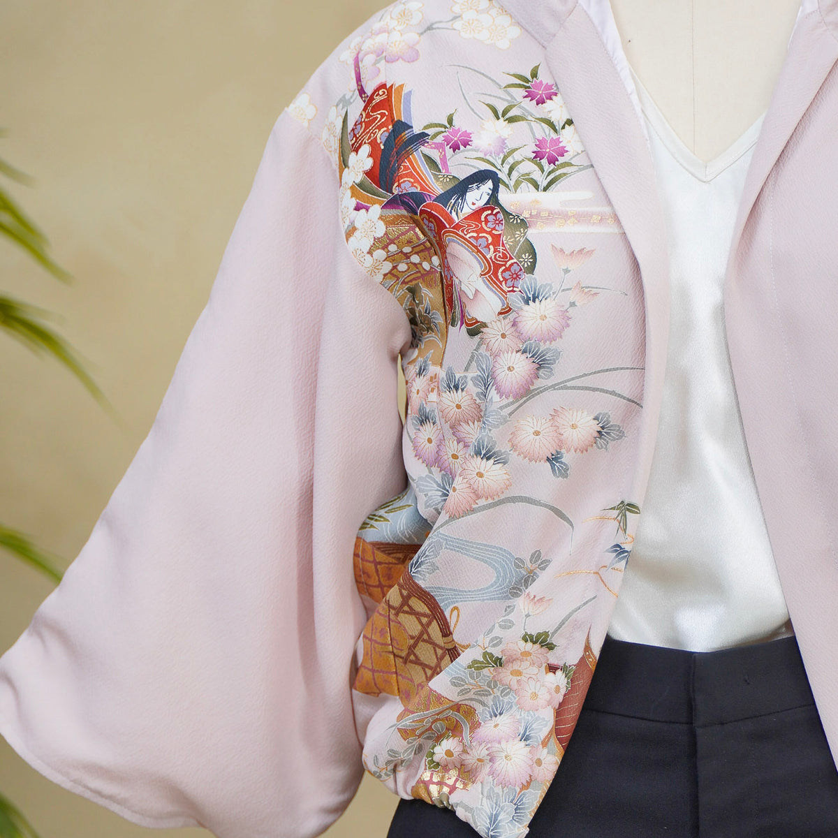 Premium On-hand item: Pink Kodomo Hoodie (Small Size) | HK8592Y
