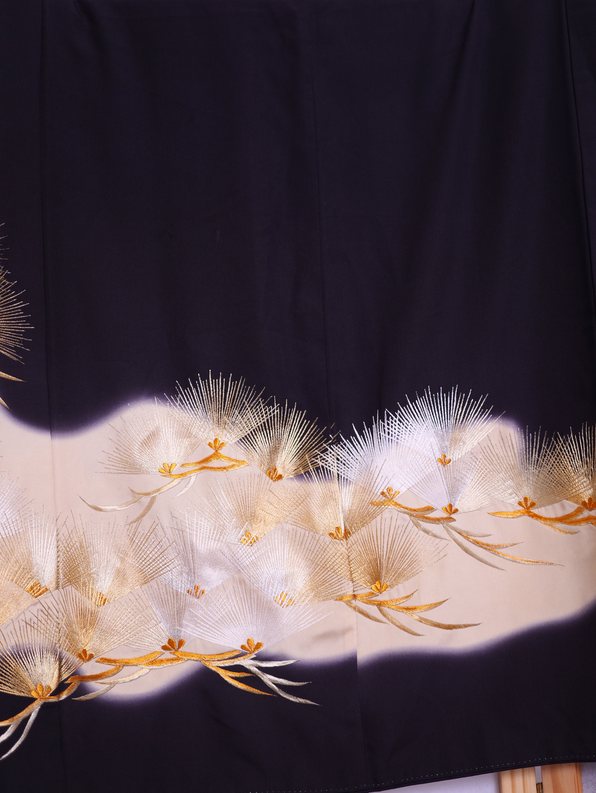 Premium Fabric: July23-03 Gold and silver special