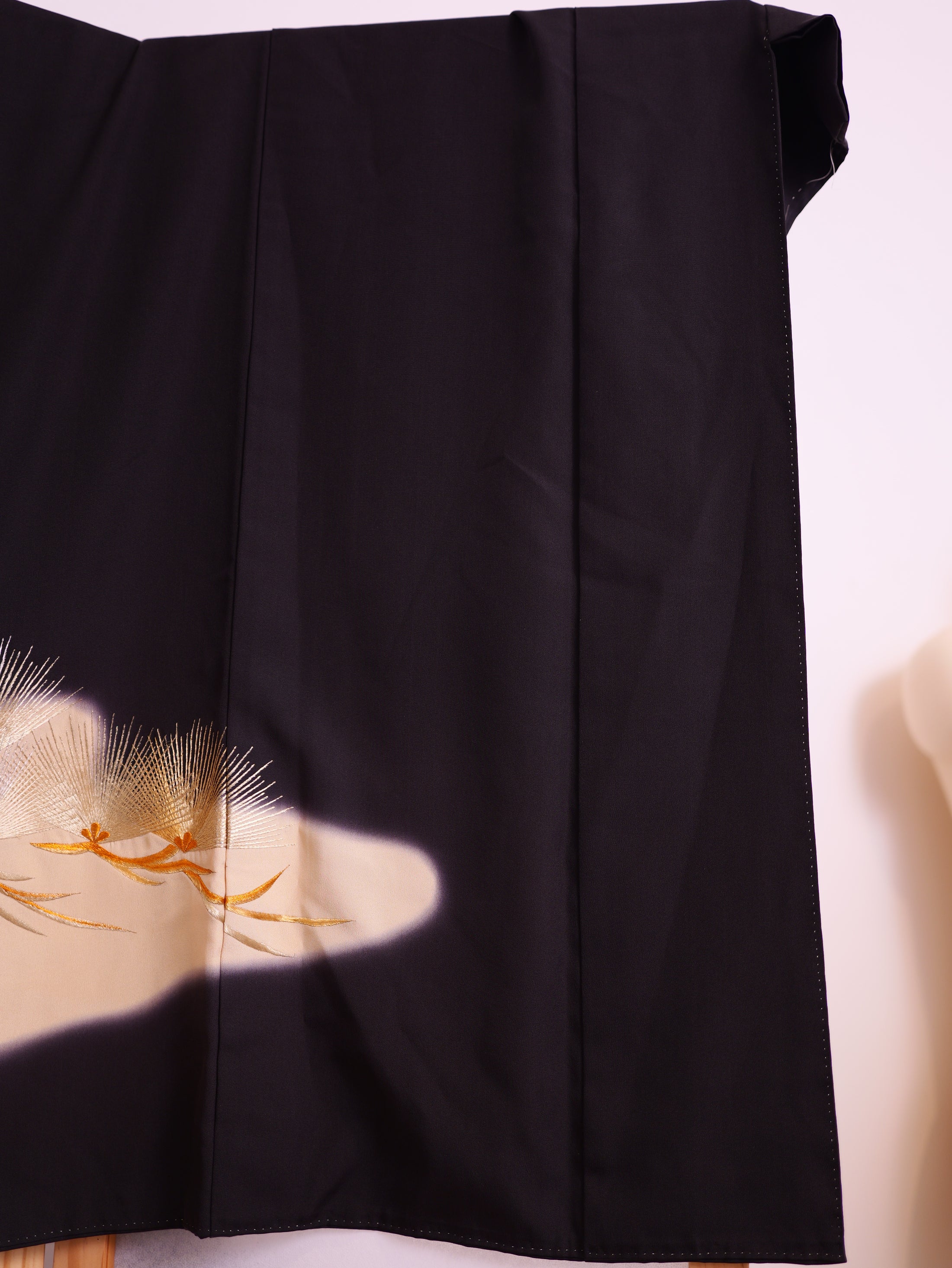 Premium Fabric: July23-03 Gold and silver special
