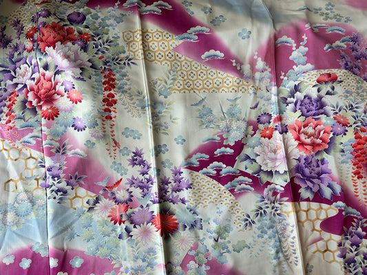 1018 LIVE: Imperial Loom (008) beautiful cream & pink combination furisode!