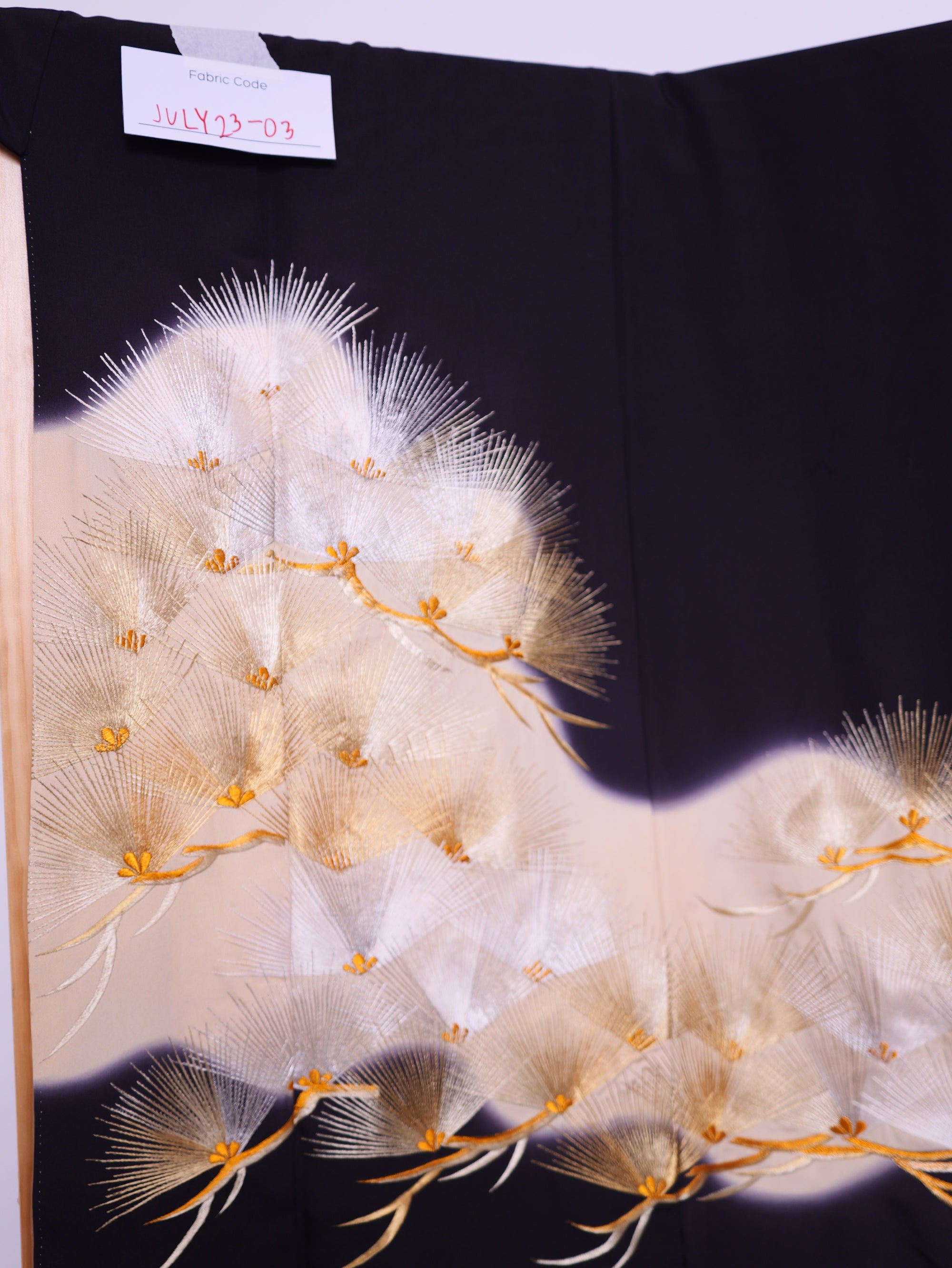 Premium Fabric: July23-03 Gold and silver special