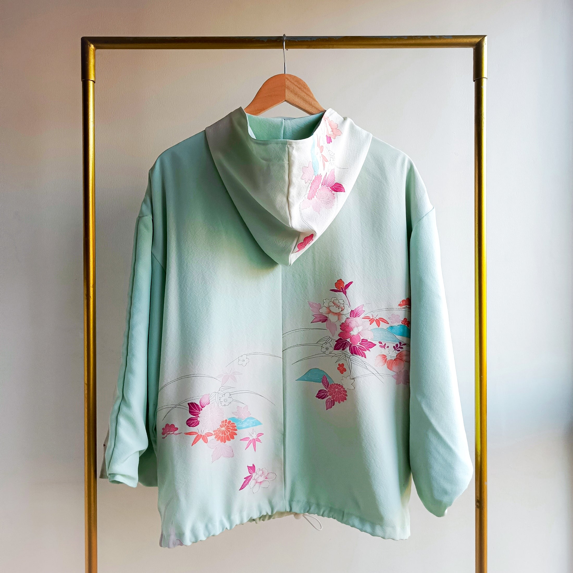 On-hand Premium Hoodie : flower in mint | H116