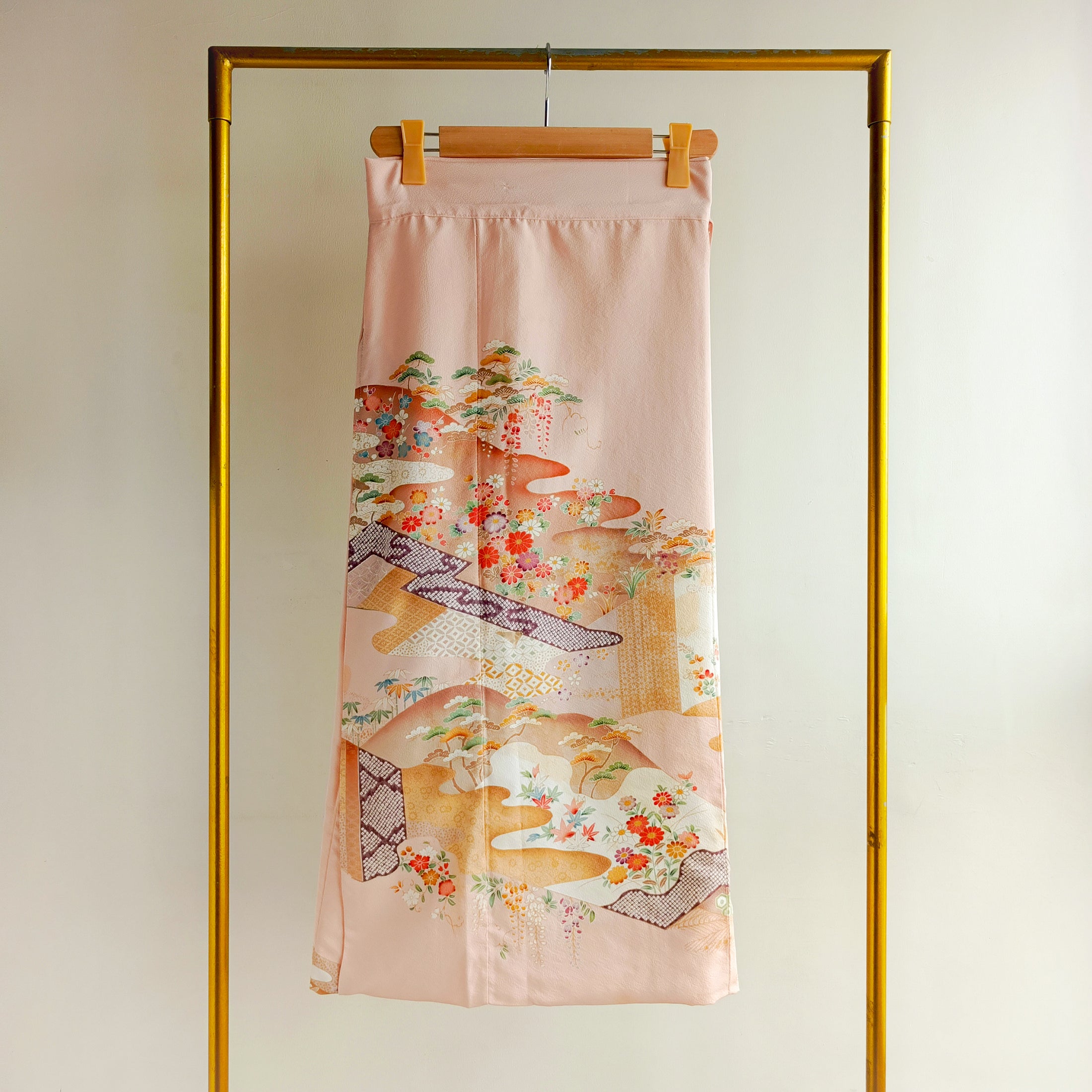 On-hand premium Item: Dainty Flower and Beige Wrap Skirt (2P) | WS157