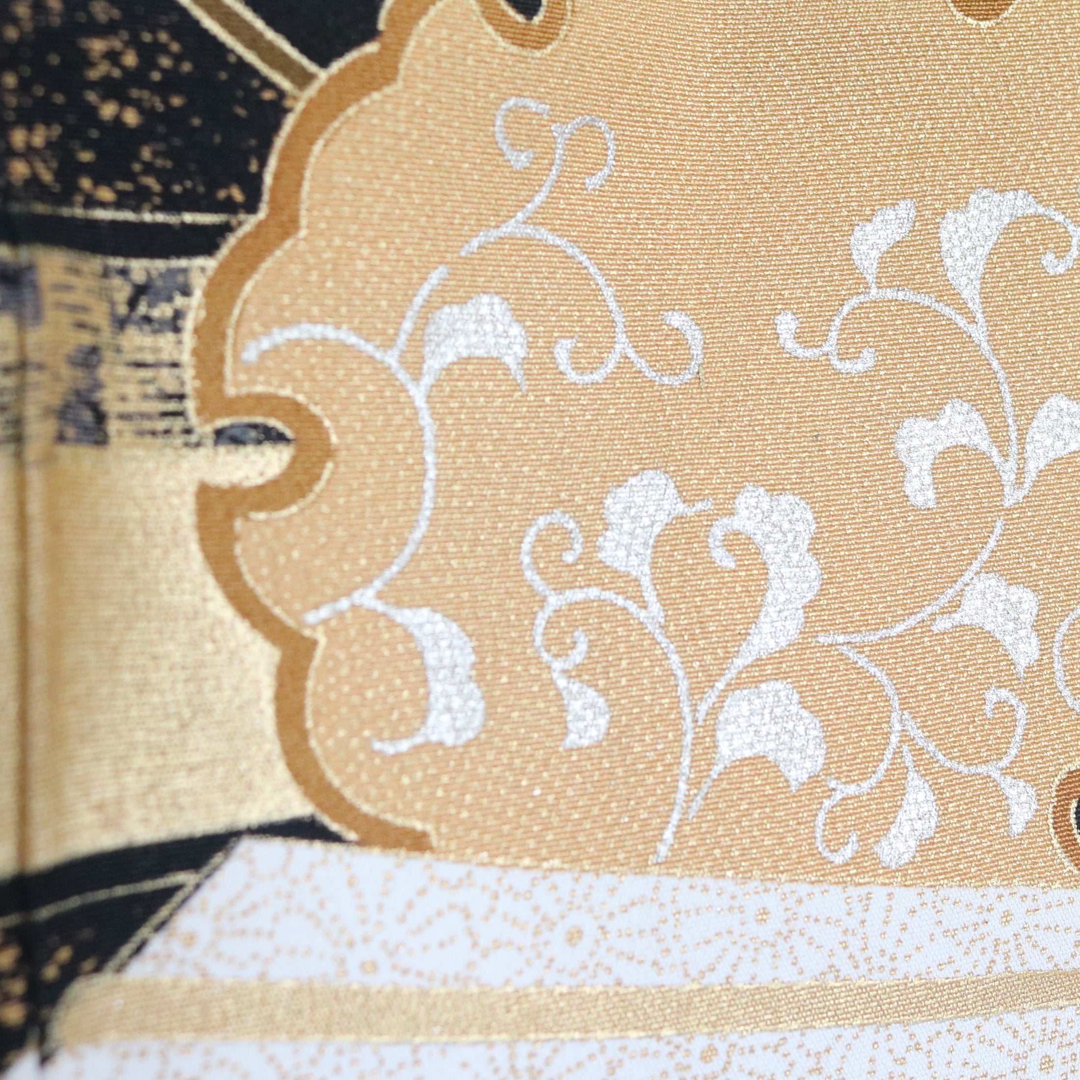 Premium Fabric: 1018-13 Black red embroidery