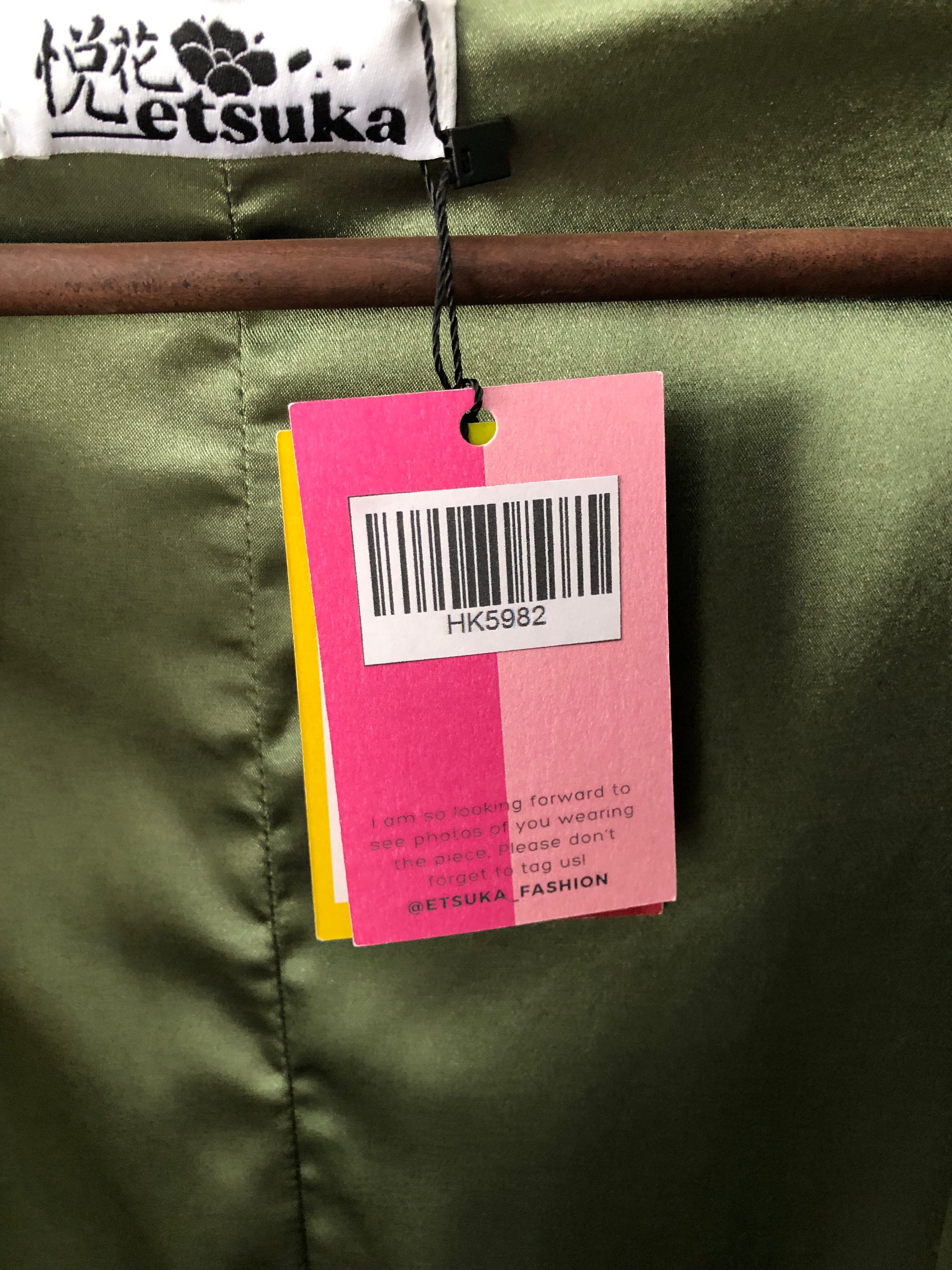 On-hand: Kodomo Hoodie Green | HK5982 Size: Small