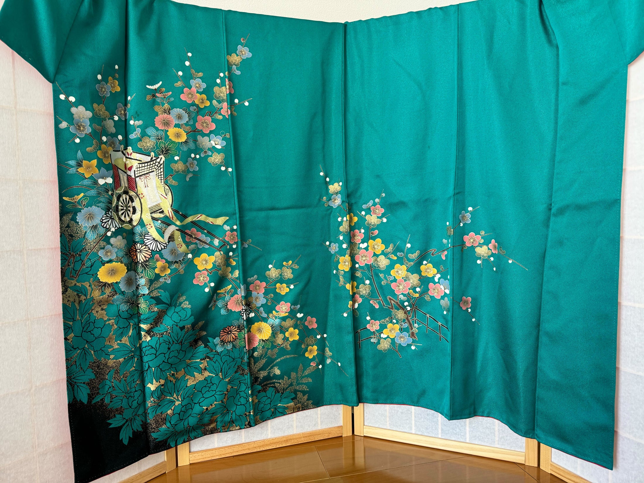Sakura Collection Fabric: AP4-08 Shiny Green