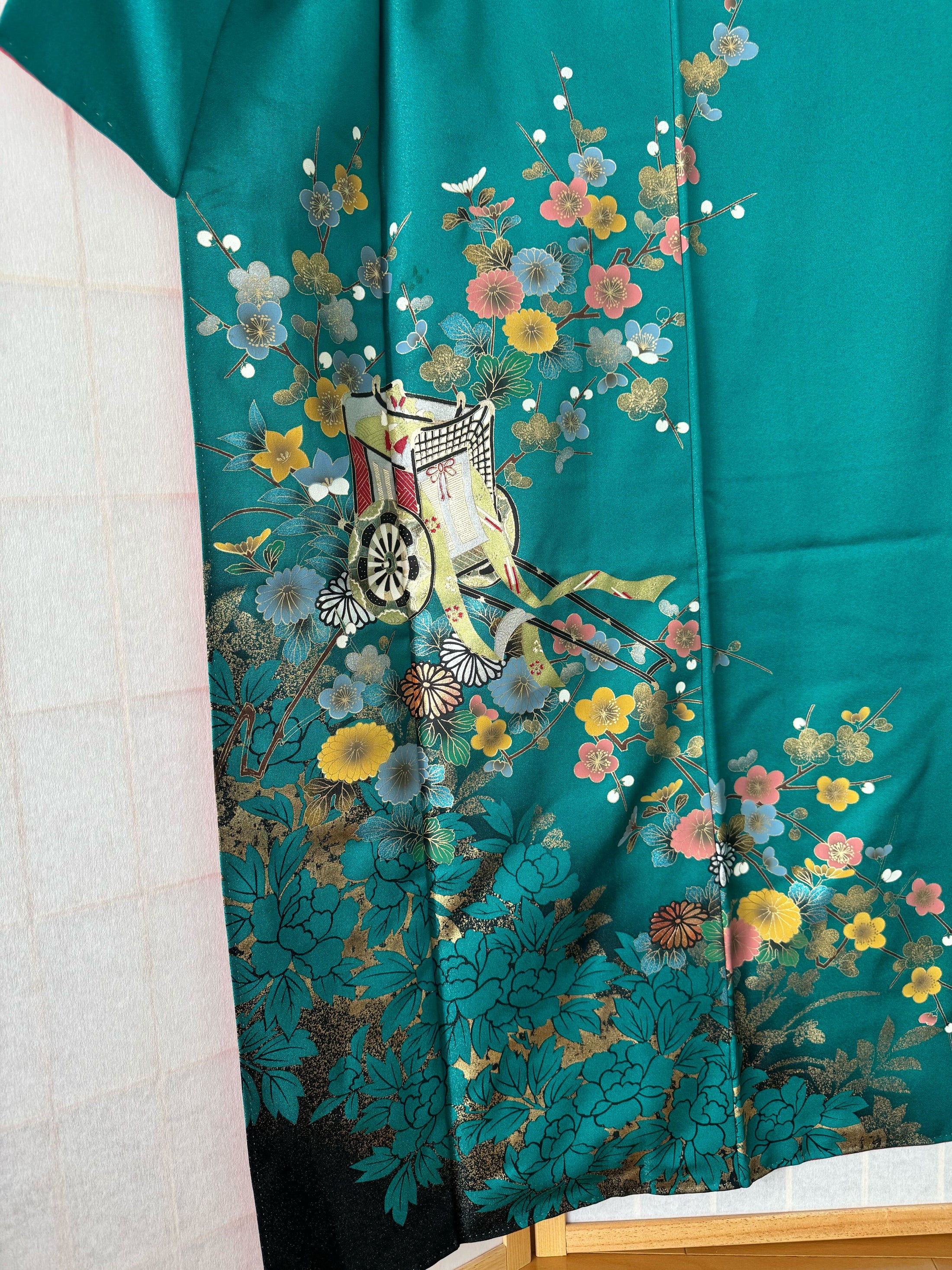 Sakura Collection Fabric: AP4-08 Shiny Green